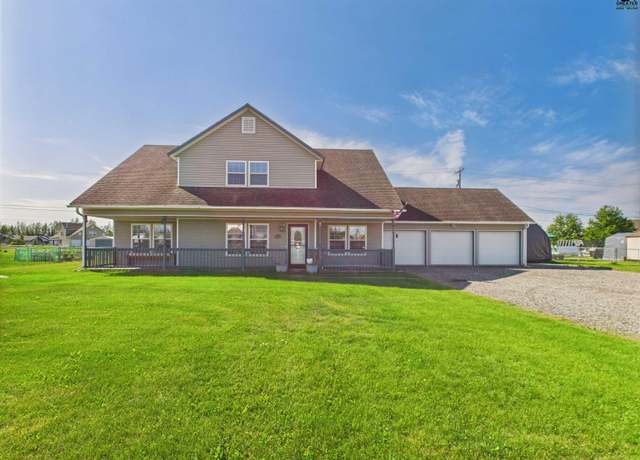 Property at 516 W Fifth Ave, North Pole, AK 99705, 3 beds, 3 baths