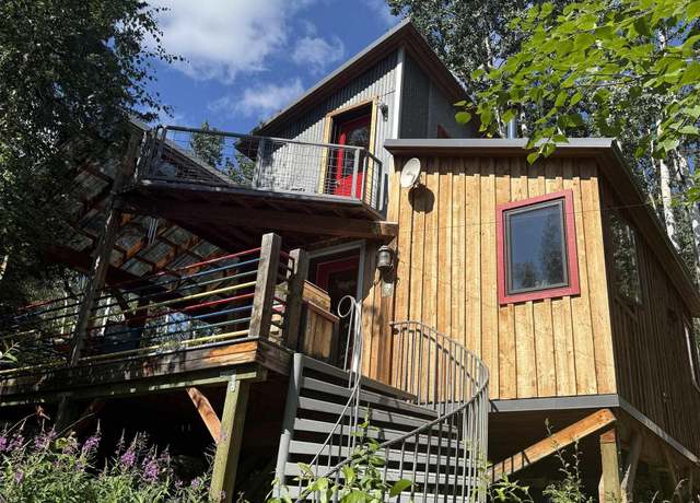 Property at 1558 Photon Dr, Fairbanks, AK 99709, 1 bed