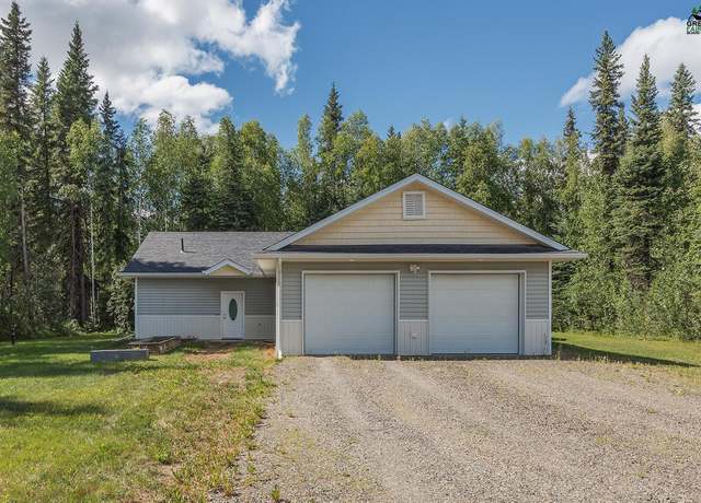 Property at 725 Orion Dr, North Pole, AK 99705, 3 beds, 2 baths