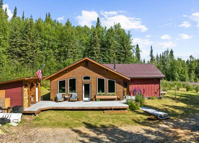 Property at 2832 Opal Ave, Fairbanks, AK 99709, 3 beds, 2 baths