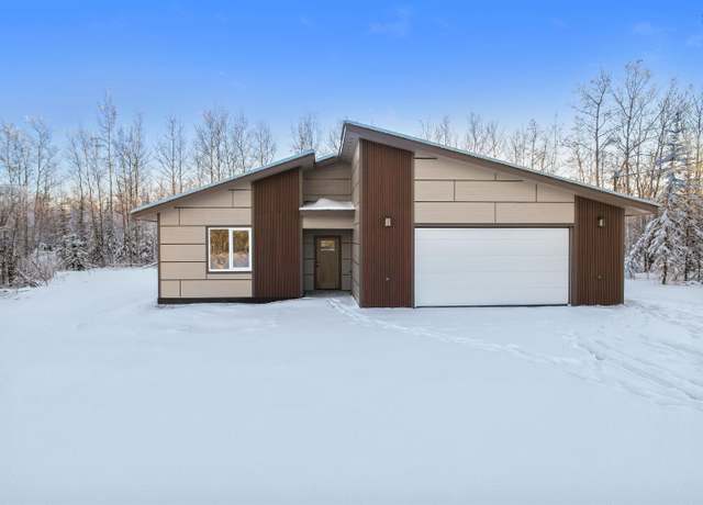 Property at 4915 Max Dr, Delta Junction, AK 99737, 3 beds, 2 baths