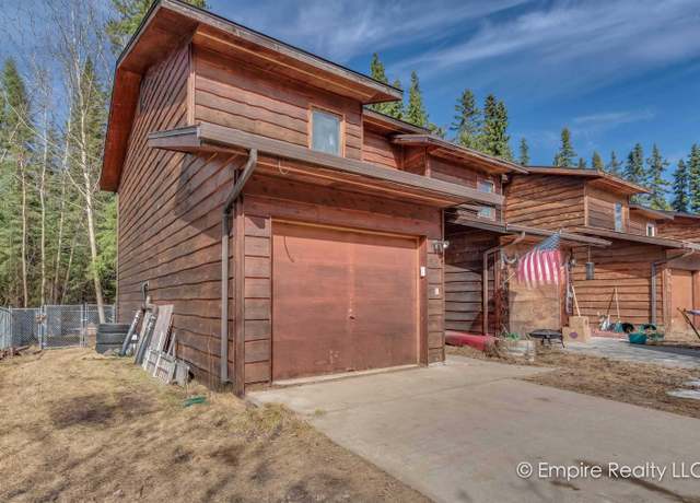 Property at 543 E Eighth Ave, North Pole, AK 99705, 2 beds, 1.5 baths