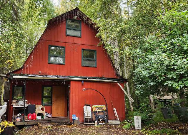 Property at 1051 Eastwood Ln, Fairbanks, AK 99712, 3 beds, 3 baths
