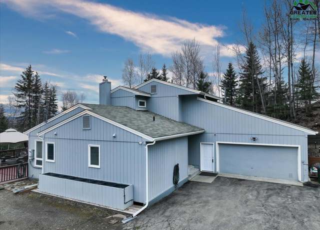 Property at 400 Crestmont Dr, Fairbanks, AK 99709, 3 beds, 2.5 baths