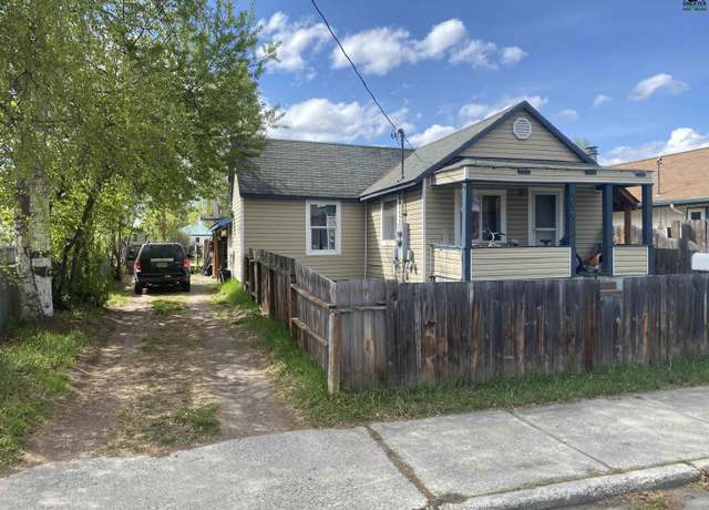 Property at 1019 Second Ave, Fairbanks, AK 99701, 6 beds, 2 baths