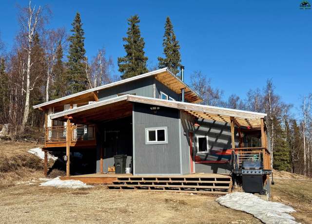 Property at 5582 Cascade Rd, Fairbanks, AK 99709, 3 beds, 1 bath