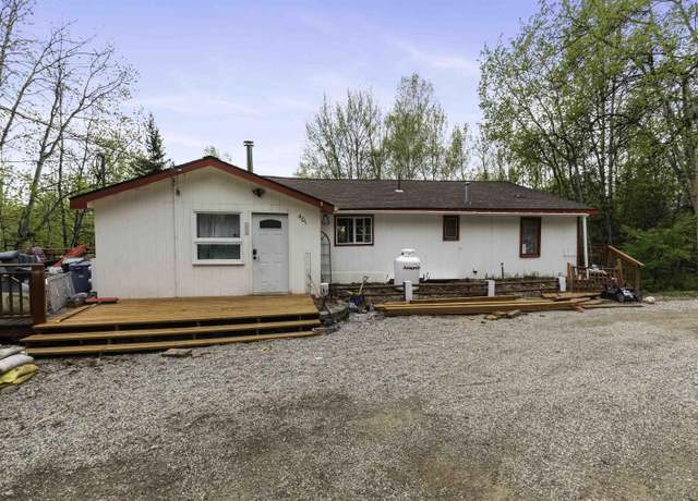 Property at 401 Winter St, Fairbanks, AK 99712, 4 beds, 2 baths