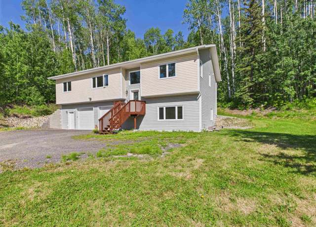 Property at 2086 Chena Point Ave, Fairbanks, AK 99709, 4 beds, 2.5 baths