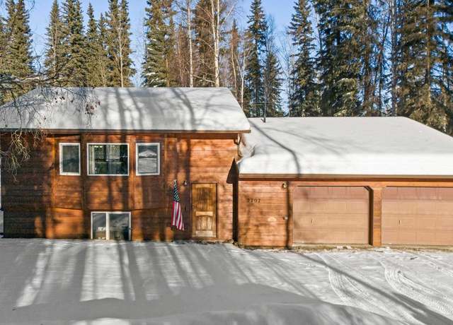 Property at 2707 Amberwood Ct, North Pole, AK 99705, 3 beds, 2 baths