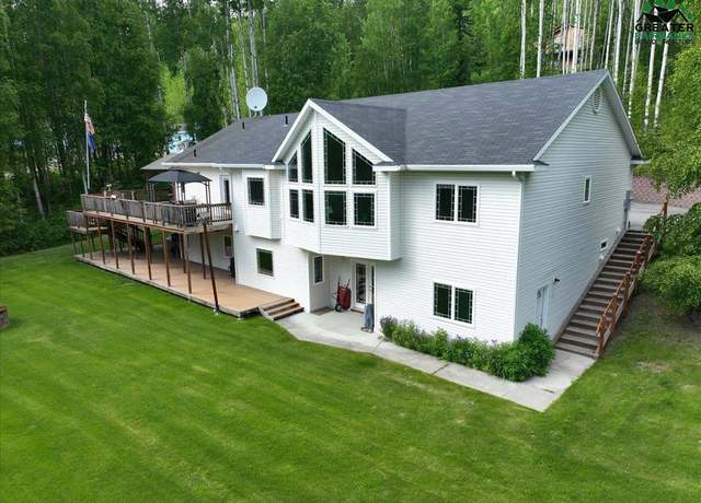 Property at 682 Lancaster Dr, Fairbanks, AK 99712, 5 beds, 3.5 baths
