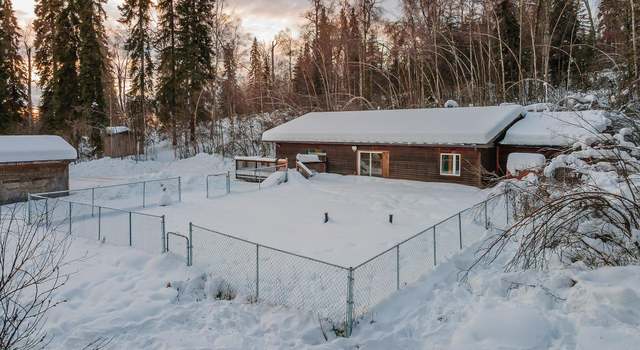 Photo of 2880 Waldheim Dr, Fairbanks, AK 99709