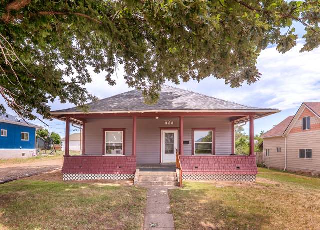 Property at 323 E Baca St, Trinidad, CO 81082, 3 beds, 1 bath