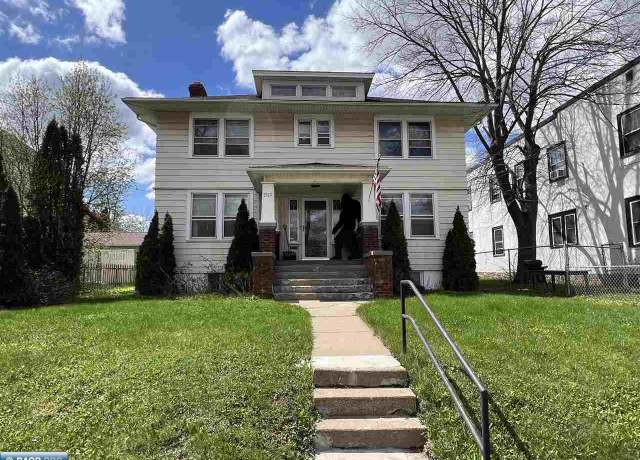 Property at 2117 5th Ave, Hibbing, MN 55746, 4 beds, 1.75 baths