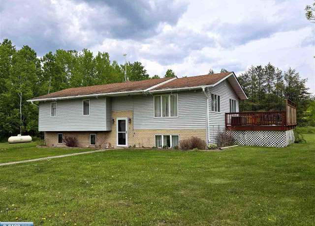 Property at 2644 Hwy 73, Hibbing, MN 55746, 4 beds, 3 baths