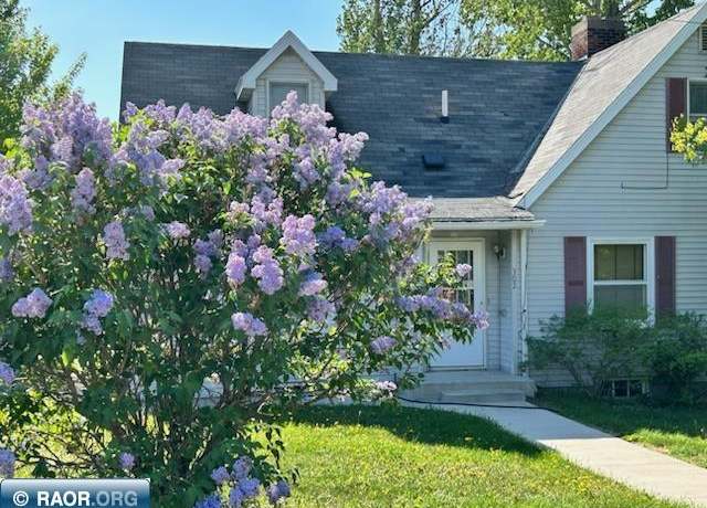 Property at 302 Birch St, Tower, MN 55790, 3 beds, 1.5 baths