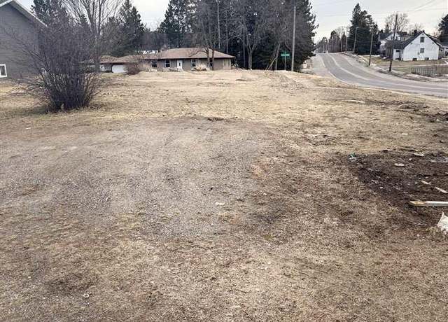 Property at 950 1st Ave, Chisholm, MN 55719
