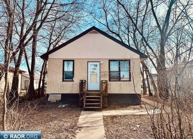 Property at 1208 19th St, Virginia, MN 55792, 1 bed, 1 bath