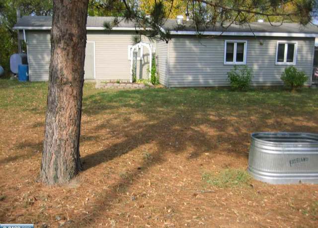 Property at 110 2nd Ave, Winton, MN 55796, 2 beds, 1 bath