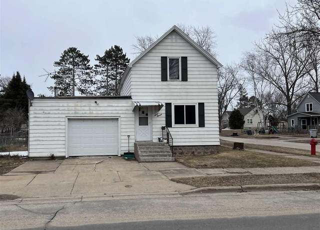 Property at 700 2nd Ave, Chisholm, MN 55719, 2 beds, 1.5 baths