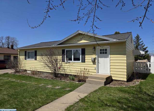 Property at 1425 Merryview Ln, Hibbing, MN 55746, 3 beds, 2 baths