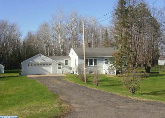Property at 1927 41st St, Hibbing, MN 55746, 3 beds, 1 bath