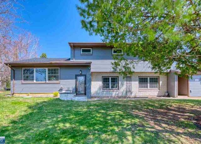 Property at 1727 39th St, Hibbing, MN 55746, 5 beds, 2.5 baths