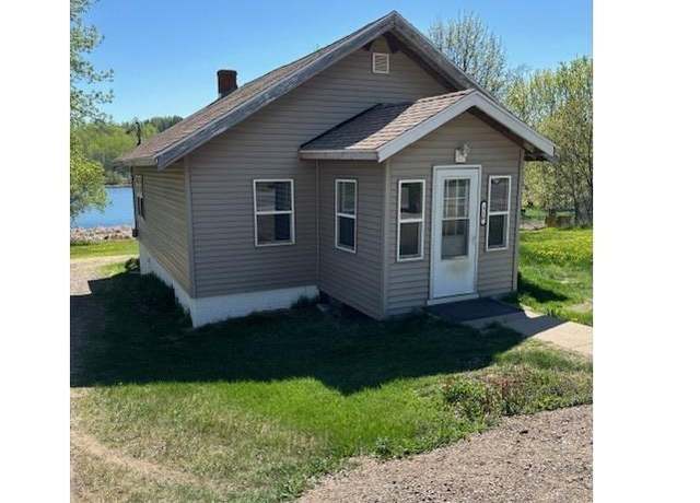 Property at 310 1st Ave, Hibbing, MN 55746, 2 beds, 1 bath