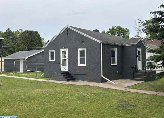 Property at 2815 4th Ave, Hibbing, MN 55746, 3 beds, 1.5 baths