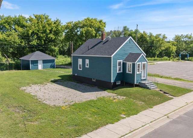 Property at 115 3rd St, Virginia, MN 55792, 2 beds, 1.5 baths