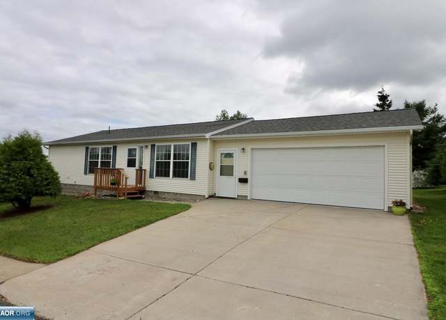 Property at 117 Boulder Blvd, Gilbert, MN 55741, 2 beds, 1.5 baths