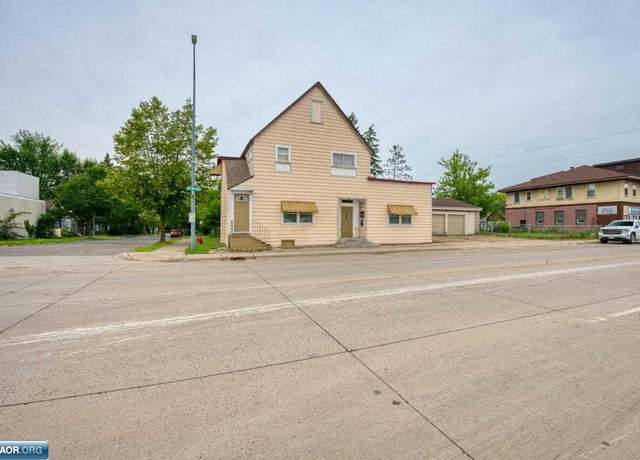 Property at 205 10th St St S, Virginia, MN 55792, 3 beds, 1 bath