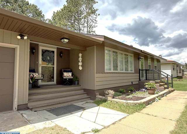 Property at 4325 Golf Course Rd, Eveleth, MN 55734, 3 beds, 1 bath