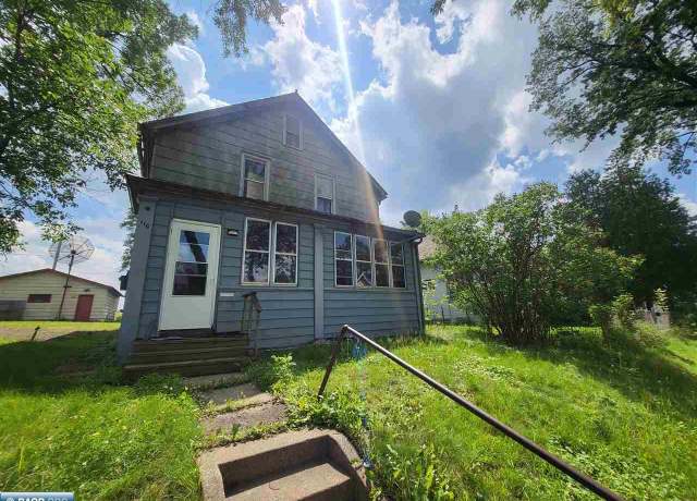 Property at 110 12th St, Virginia, MN 55792, 3 beds, 2 baths