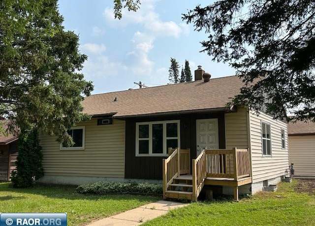 Property at 1602 25th St, Hibbing, MN 55746, 3 beds, 1.7 baths