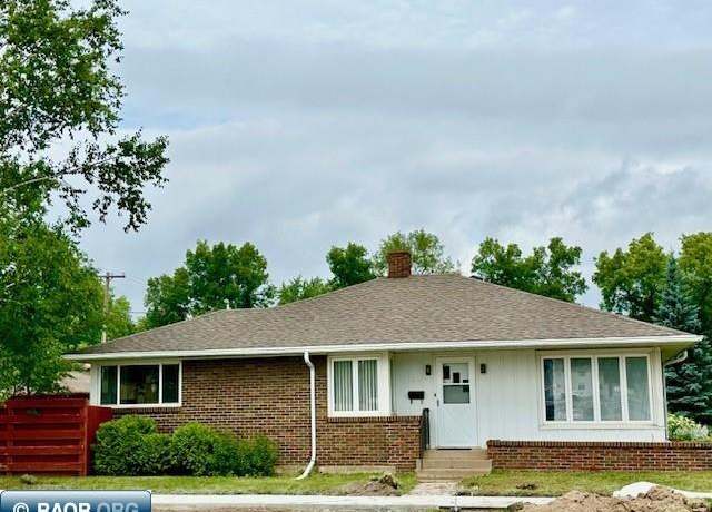 Property at 515 23rd St St E, Hibbing, MN 55746, 3 beds, 1.5 baths