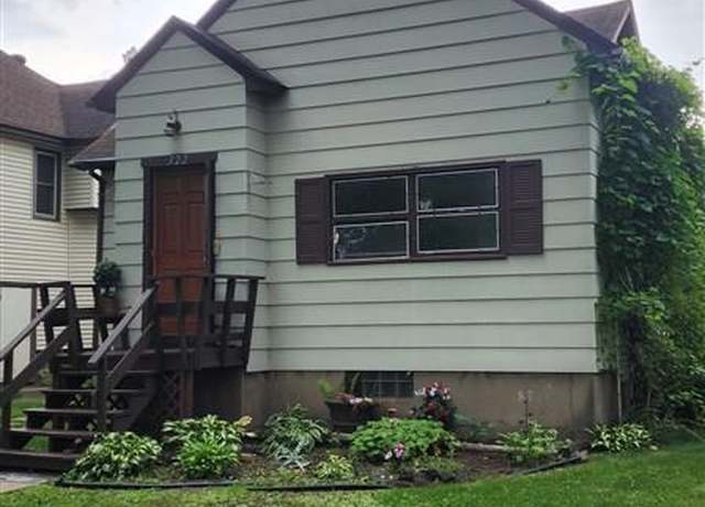 Property at 322 6th St. St S, Virginia, MN 55792, 2 beds, 1.25 baths