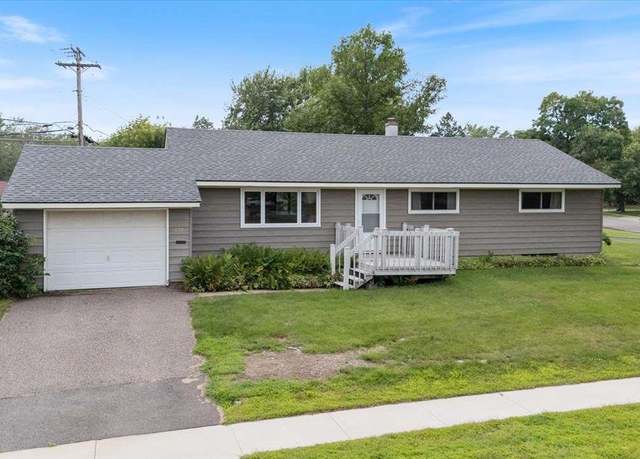 Property at 202 Suffolk Dr, Hoyt Lakes, MN 55750, 3 beds, 1.75 baths