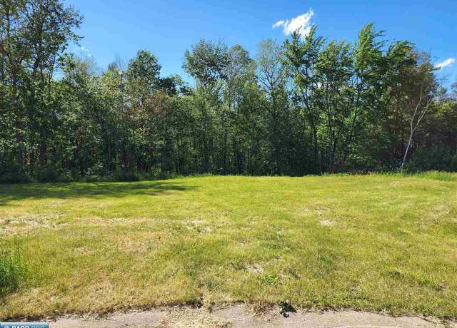 Property at 811 Aspen Knl, Hibbing, MN 55746