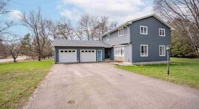 Photo of 5461 Daffodil Ave, Virginia, MN 55792
