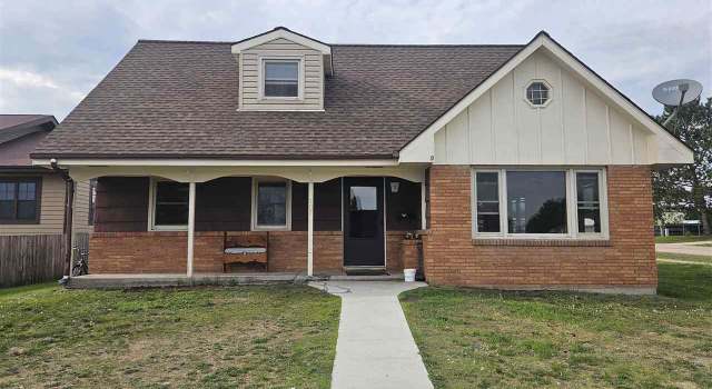 Photo of 107 Central Blvd, Babbitt, MN 55706