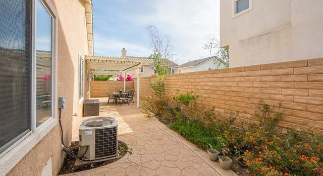 Photo of 2467 Pathway Ave, Simi Valley, CA 93063