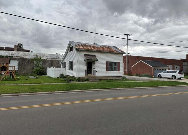 Property at 119 S Lane St, Bucyrus, OH 44820, 3 beds, 1 bath