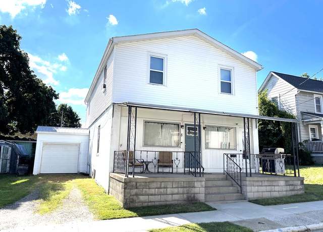 Property at 8 Oak St, Shelby, OH 44875, 4 beds, 1.5 baths