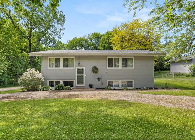 Property at 1775 Yorktown Dr, Mansfield, OH 44906, 3 beds, 2 baths