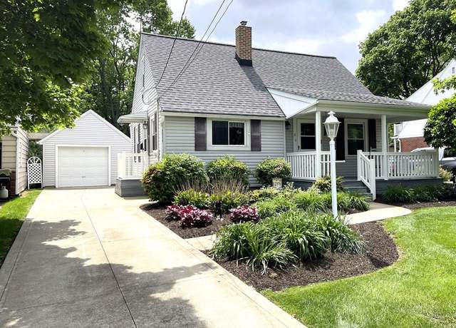 Property at 26 W Maxwell Dr, Shelby, OH 44875, 3 beds, 1.5 baths
