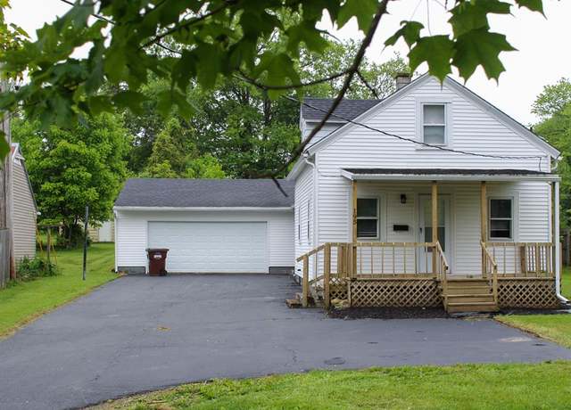 Property at 195 W Cook Rd, Mansfield, OH 44907, 5 beds, 2 baths