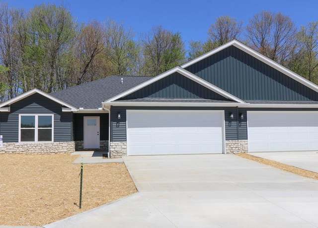 Property at 1596 Walker Woods Blvd, Mansfield, OH 44906, 3 beds, 2 baths