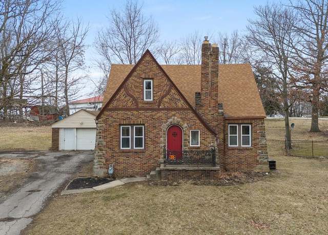 Property at 701 Ashland Rd, Mansfield, OH 44905, 3 beds, 1.5 baths