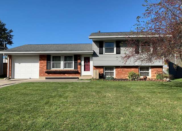 Property at 1149 Robinhood Dr, Bucyrus, OH 44820, 3 beds, 2 baths