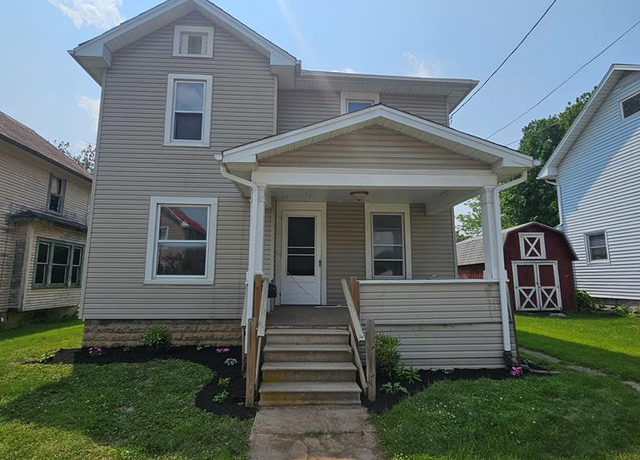 Property at 819 High St, Bucyrus, OH 44820, 3 beds, 1.5 baths